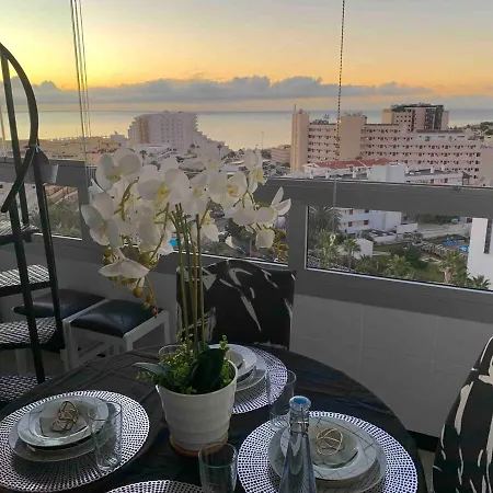 Private Roof Terrace With Sea Views Apartment *
