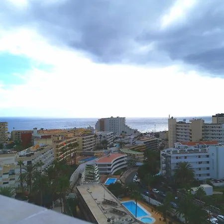 Private Roof Terrace With Sea Views *