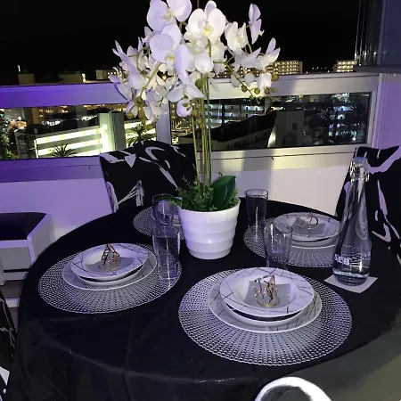 Апартаменты Private Roof Terrace With Sea Views Сан-Бартоломе