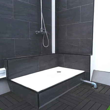Апартаменты Private Roof Terrace With Sea Views *